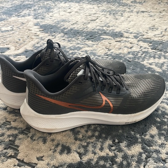 Nike zoom steel and copper size 10 - Picture 3 of 6